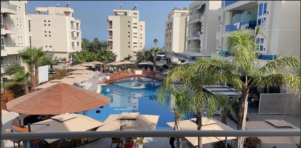 Radhima Beach Apartment-Tirana Resort Орикум Экстерьер фото