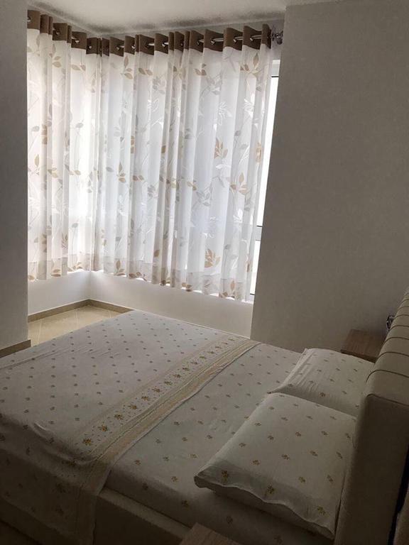 Radhima Beach Apartment-Tirana Resort Орикум Экстерьер фото